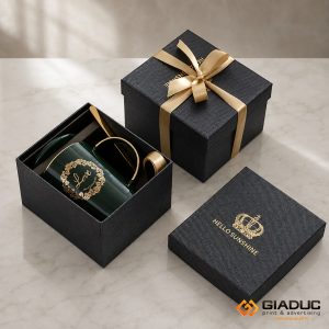 in hộp quà logo theo yêu cầu