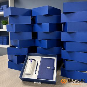 in hộp quà lưu niệm cho doanh nghiệp (1)