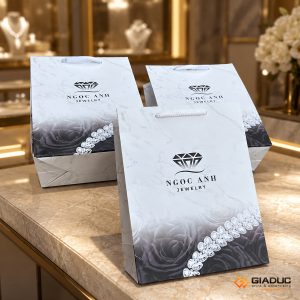 in túi giấy đựng trang sức